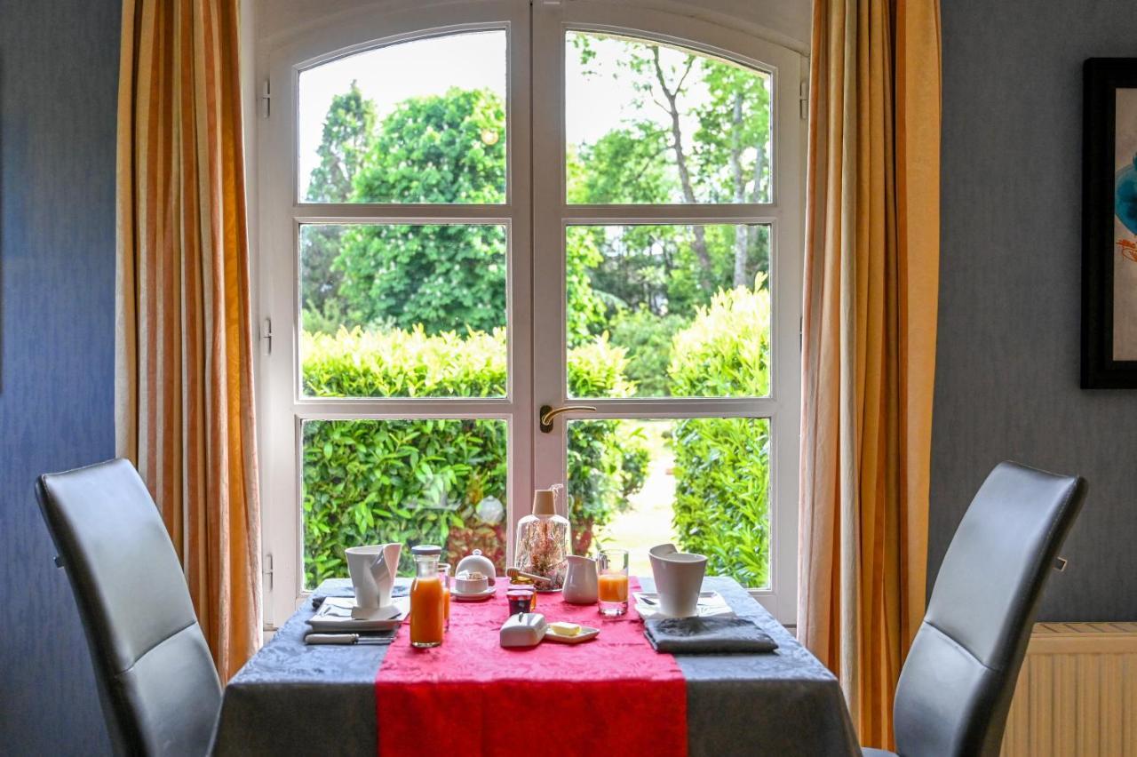 La Fontaine Dort Bed & Breakfast Tessy-sur-Vire Eksteriør bilde