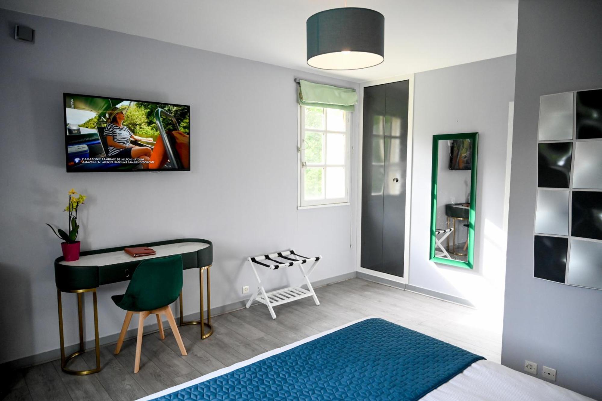 La Fontaine Dort Bed & Breakfast Tessy-sur-Vire Eksteriør bilde